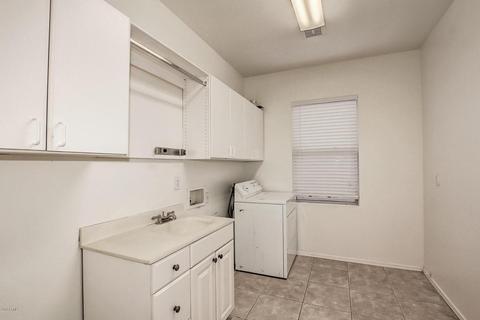 992 E San Tan Dr, Gilbert, AZ 85296 photo 15
