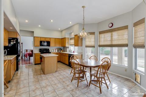 2101 E Taxidea Way, Phoenix, AZ 85048 photo 8
