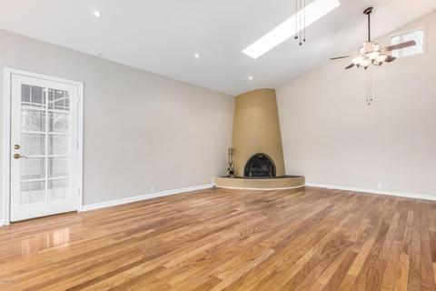 749 E Tuckey Ln, Phoenix, AZ 85014 photo 9