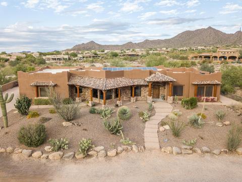 8030 E Rochelle St, Mesa, AZ 85207 photo 2