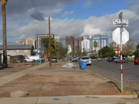 922 S 1st Ave #13, Phoenix, AZ 85003