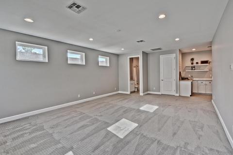 225 E Ashwood Pl, Phoenix, AZ 85012 photo 8