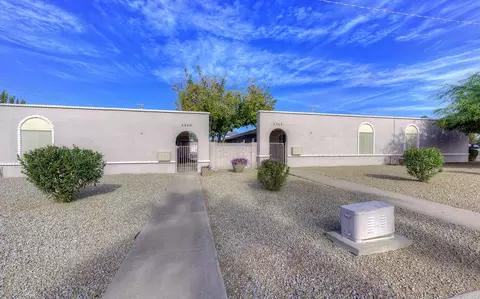 4940-4944 E Holly St, Phoenix, AZ 85008 photo 2