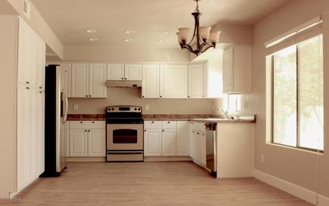 437 E Marigold Ln, Tempe, AZ 85288 photo 2