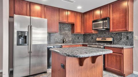 3435 E Lance Ln, Phoenix, AZ 85018 photo 8