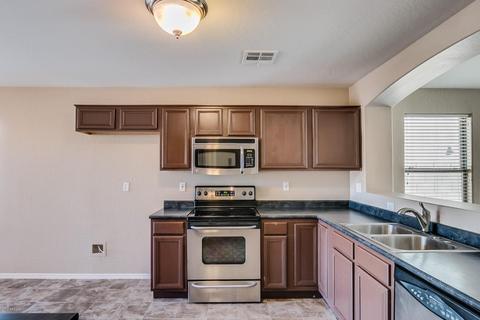 3893 E Cloudburst Dr, Gilbert, AZ 85297 photo 2