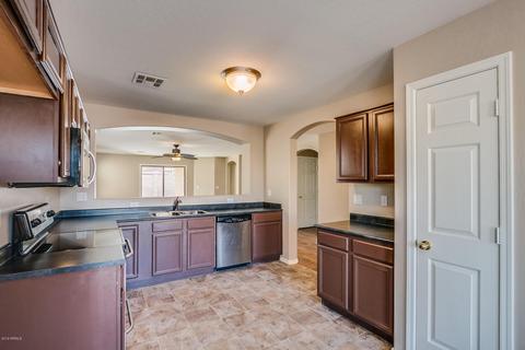 3893 E Cloudburst Dr, Gilbert, AZ 85297 photo 4