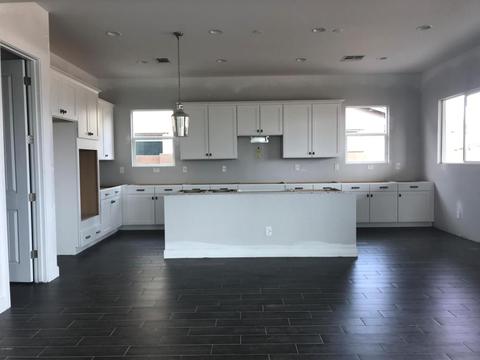 2974 E Spring Wheat Ln, Gilbert, AZ 85296 photo 2