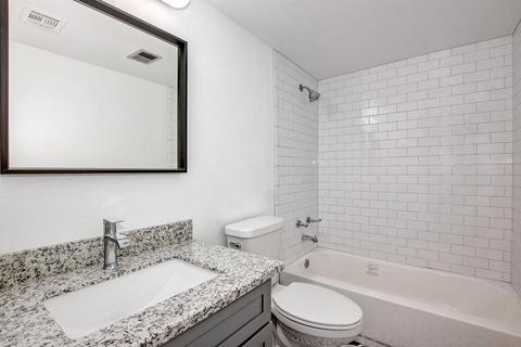 1320 E Bethany Home Rd #62, Phoenix, AZ 85014 photo 4