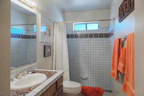 1940 E Betty Elyse Ln, Phoenix, AZ 85022 photo 19
