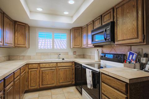 1940 E Betty Elyse Ln, Phoenix, AZ 85022 photo 13