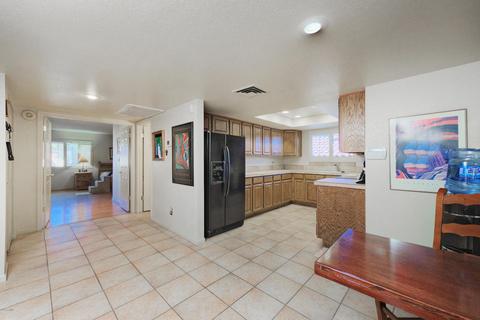 1940 E Betty Elyse Ln, Phoenix, AZ 85022 photo 11