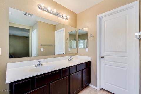 75 E Catclaw St, Gilbert, AZ 85296 photo 17