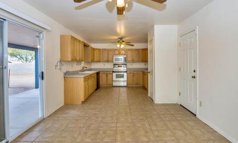 1570 N Main Dr, Apache Junction, AZ 85120 photo 5