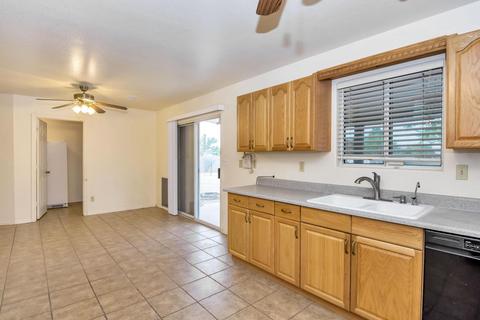 1570 N Main Dr, Apache Junction, AZ 85120 photo 3