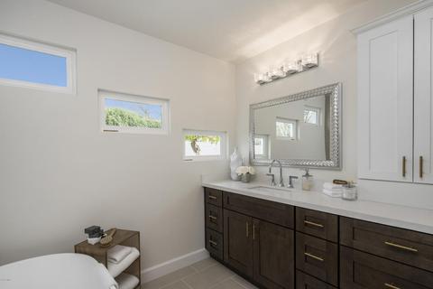 6601 N 10th Pl, Phoenix, AZ 85014 photo 10