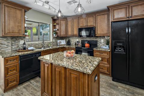 2231 E Paraiso Dr, Phoenix, AZ 85024 photo 2