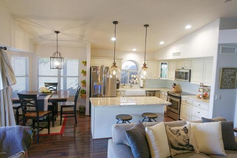 3736 E Morrow Dr, Phoenix, AZ 85050 photo 4