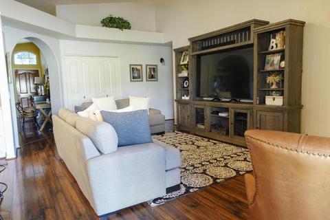 3736 E Morrow Dr, Phoenix, AZ 85050 photo 2