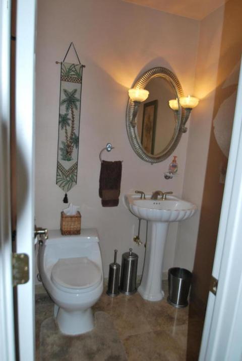 218 E Acapulco Ln, Phoenix, AZ 85022 photo 24