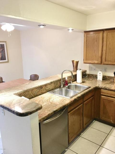 4536 E Rosemonte Dr, Phoenix, AZ 85050 photo 4