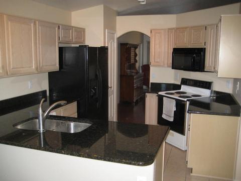 3337 E Lavey Ln, Phoenix, AZ 85032 photo 2