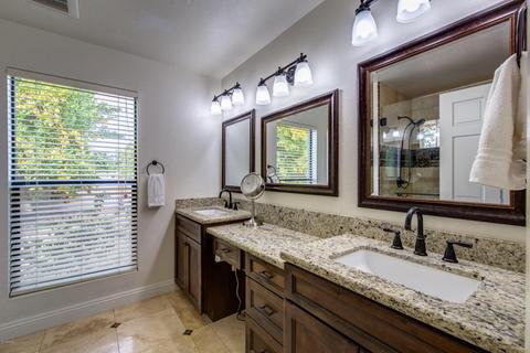 334 E Forest Hills Dr, Phoenix, AZ 85022 photo 8