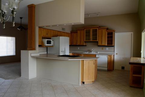 2521 E Turquoise Dr, Phoenix, AZ 85028 photo 4