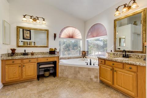 1298 S Dodge Ct, Gilbert, AZ 85233 photo 25