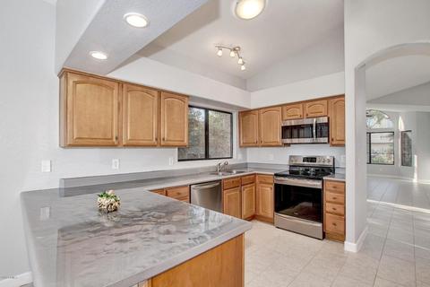 318 E Stonebridge Dr, Gilbert, AZ 85234 photo 8
