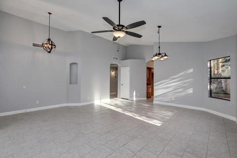 318 E Stonebridge Dr, Gilbert, AZ 85234 photo 6