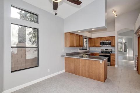 318 E Stonebridge Dr, Gilbert, AZ 85234 photo 10