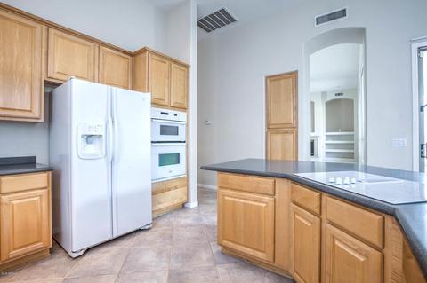 724 W Desert Ave, Gilbert, AZ 85233 photo 11
