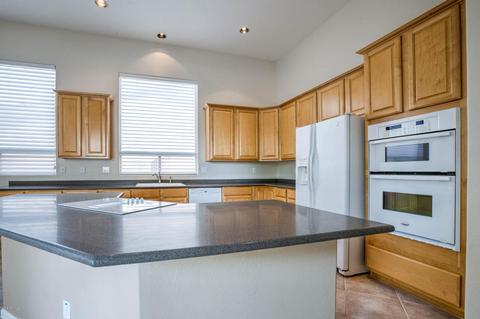 724 W Desert Ave, Gilbert, AZ 85233 photo 9