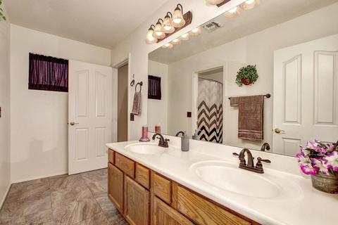 1044 E Cathy Dr, Gilbert, AZ 85296 photo 21