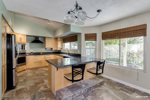 2857 E Leonora St, Mesa, AZ 85213 photo 3