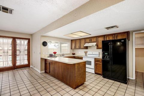 1135 E Garnet Cir, Mesa, AZ 85204 photo 7
