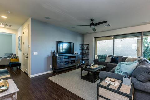 4654 E Beck Ln, Phoenix, AZ 85032 photo 4