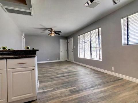 312 E Butler Dr, Phoenix, AZ 85020 photo 2