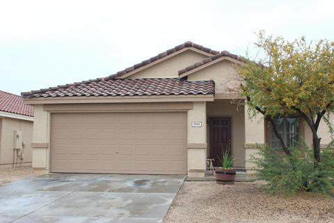 1062 E Arabian Dr E, Gilbert, AZ 85296 photo 1