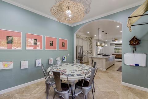 3054 E Comstock Dr, Gilbert, AZ 85296 photo 4