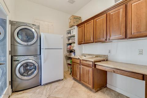 3054 E Comstock Dr, Gilbert, AZ 85296 photo 26