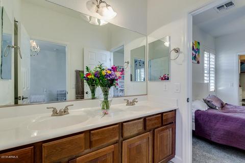 3054 E Comstock Dr, Gilbert, AZ 85296 photo 31