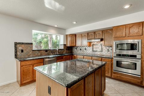 1417 E Horseshoe Ave, Gilbert, AZ 85296 photo 12