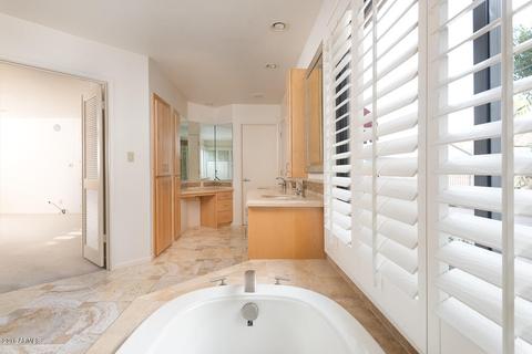 4565 E Lafayette Blvd, Phoenix, AZ 85018 photo 13