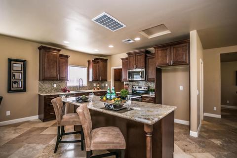 1627 Earll Dr, Phoenix, AZ 85016 photo 5