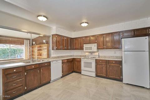 4027 E Nancy Ln, Phoenix, AZ 85042 photo 7