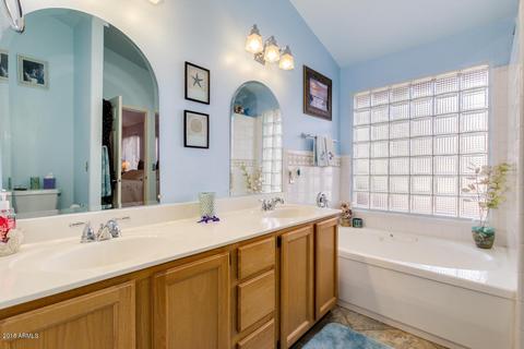4216 E Rock Wren Rd, Phoenix, AZ 85044 photo 19