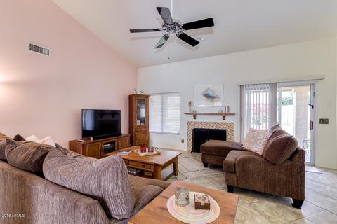 4216 E Rock Wren Rd, Phoenix, AZ 85044 photo 9