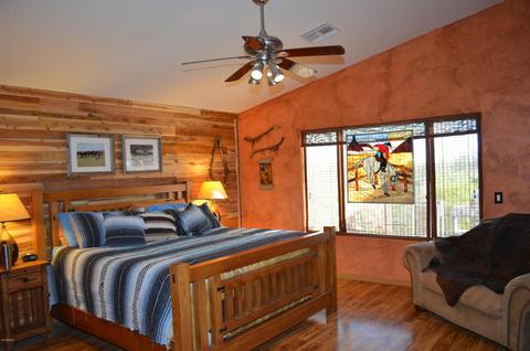325 E Jordon Ln, Phoenix, AZ 85086 photo 3